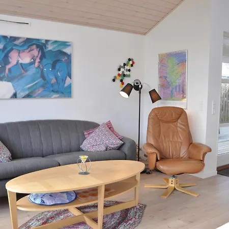 Two-bedroom Holiday In Otterup